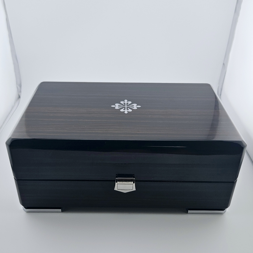 Patek Philippe brown wooden watch box with cover cloth - Picture 3 of 16